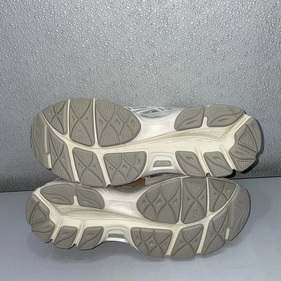 ASICS GEL-NYC Sportstyle Running Shoe – Men’s 10 / Women’s 11.5, Cream Fossil - Picture 10 of 10